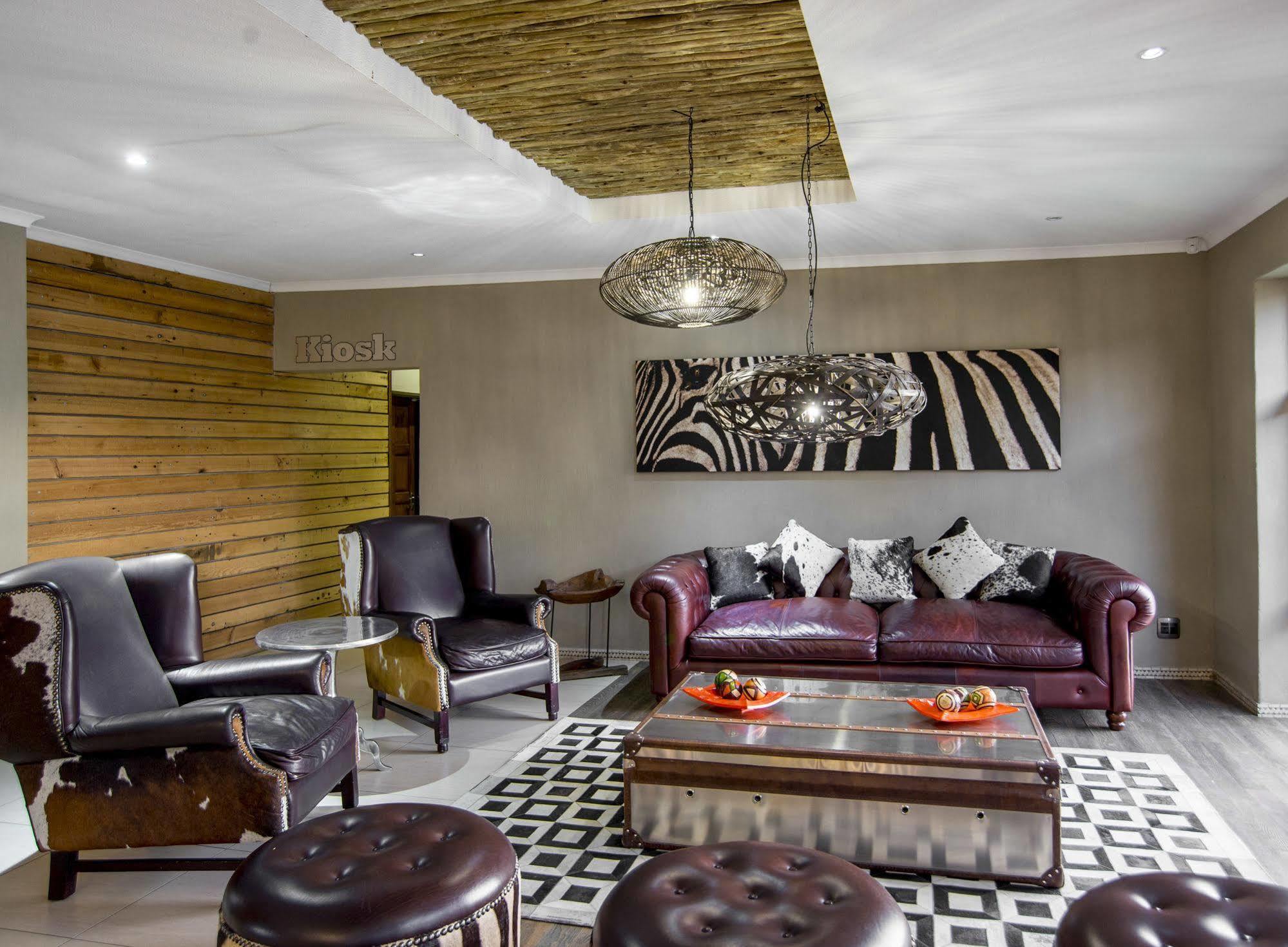 Hotel Sun Karros Daan Viljoen Windhoek Esterno foto